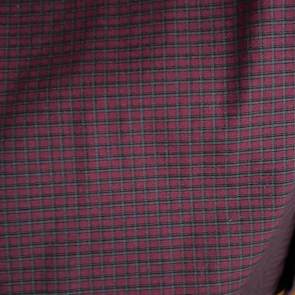 JLN Egara Men’s Non Iron Button Down Shirt. - Picture 2 of 5
